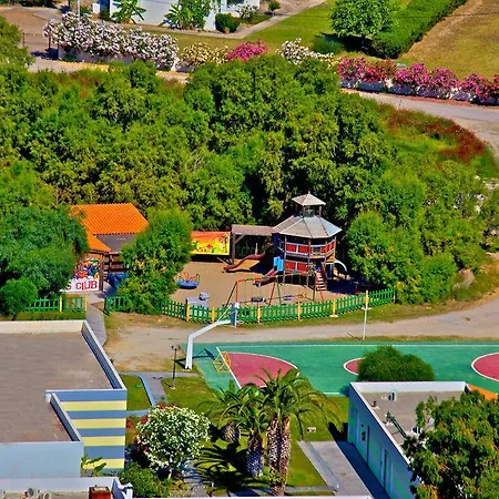 Sun Palace & Resort Cos