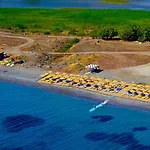 Resort Sun Palace & 4*
