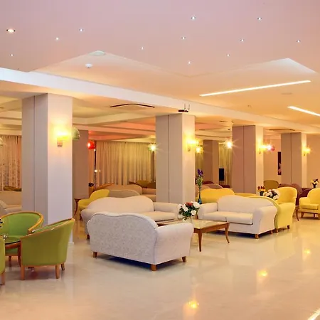 Sun Palace & 4*