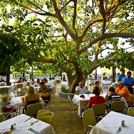 Sun Palace & Ośrodek wypoczynkowy 4*