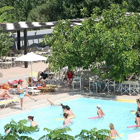 Resort Sun Palace &