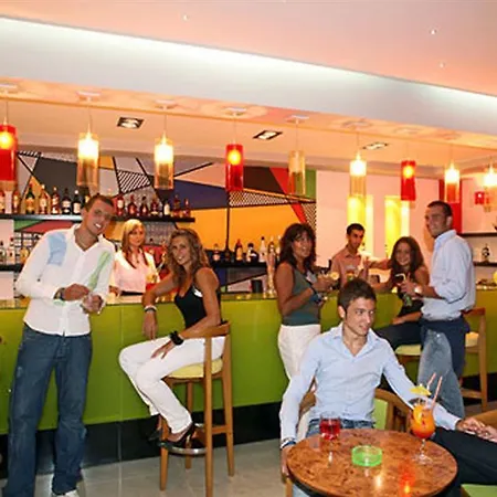 Sun Palace & 4* İstanköy