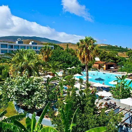 Resort Sun Palace & İstanköy