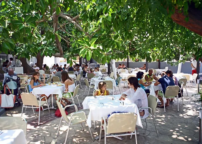 Üdülőközpont Sun Palace & Kosz